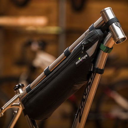 Miss Grape Frame bag Internode 6 Adventure WP Black