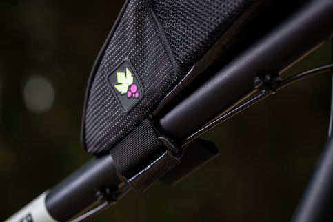 Miss Grape Top Tube bag Node Adventure Black