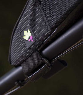 Miss Grape Top Tube bag Node Adventure Black