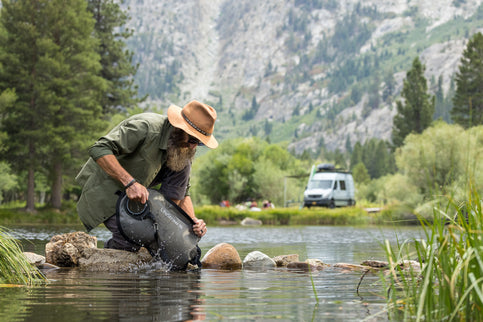 LifeStraw Peak Series Large Capacity Gravity Water Filter System 8L Dark Gray