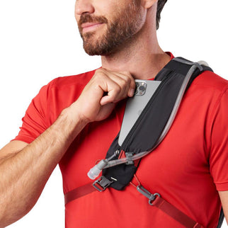 Nathan Run Sling 8L Black/Ribbon Red One size