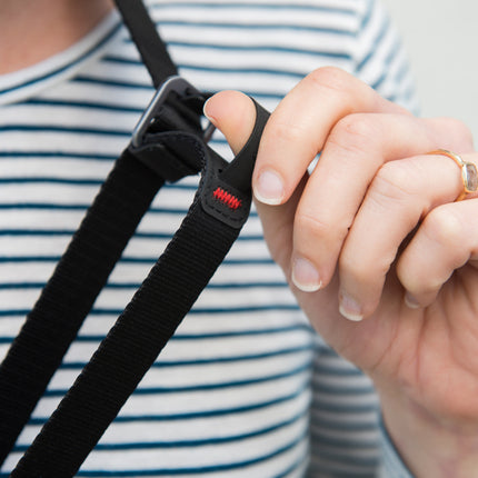 Peak Design - Leash® - Black Quick-connecting versatile camera strap.