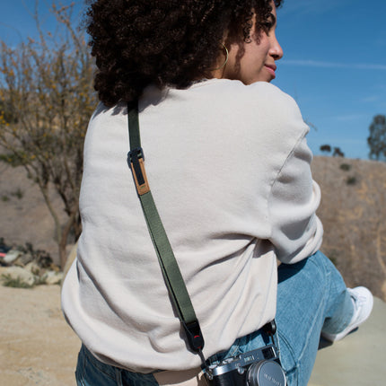 Peak Design - Leash® - Sage Quick-connecting versatile camera strap.