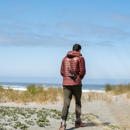 Peak Design - Leash® - Sage Quick-connecting versatile camera strap.