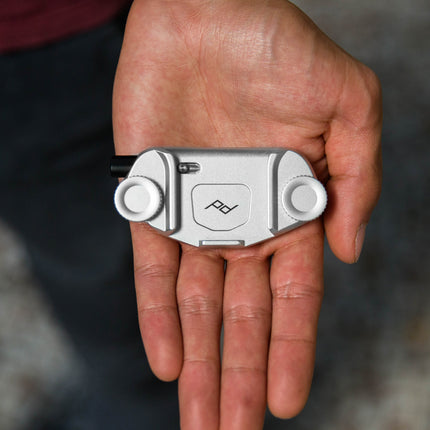 Peak Design - Capture® Camera Clip (v3) silver - with Standard plate®
