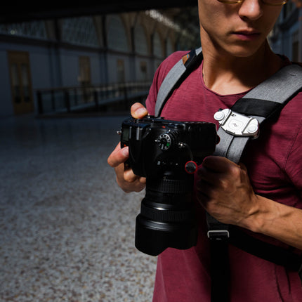 Peak Design - Capture® Camera Clip (v3) silver - with Standard plate®