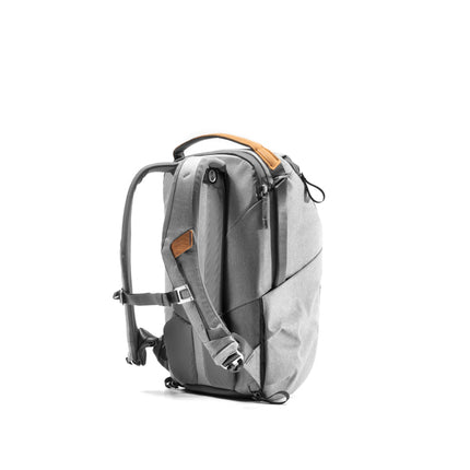 Peak Design - Everyday Backpack 20L v2 // Ash