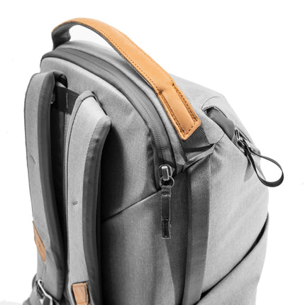 Peak Design - Everyday Backpack 20L v2 // Ash