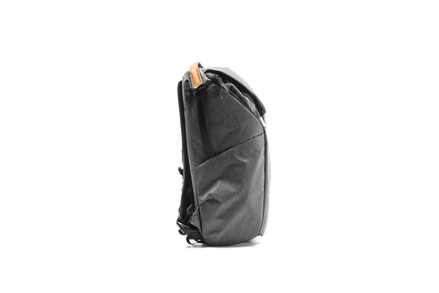 Peak Design - Everyday Backpack 30L v2 // Charcoal
