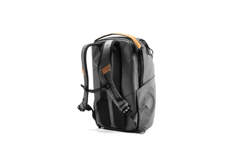 Peak Design - Everyday Backpack 30L v2 // Charcoal
