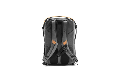 Peak Design - Everyday Backpack 30L v2 // Charcoal