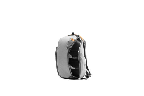 Peak Design - Everyday Backpack 15L Zip v2 // Ash