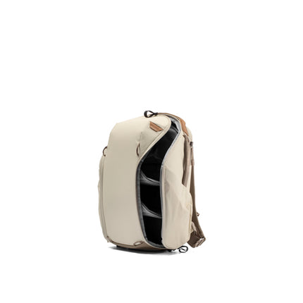 Peak Design - Everyday Backpack 15L Zip v2 // Bone
