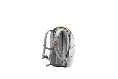 Peak Design - Everyday Backpack 20L Zip v2 // Ash