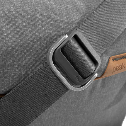 Peak Design - Everyday Sling 10L v2 // Ash