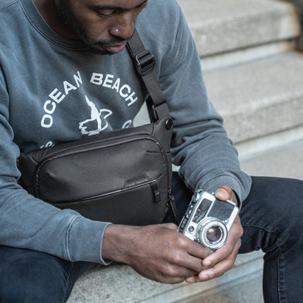 Peak Design - Everyday Sling 3L v2 // Black