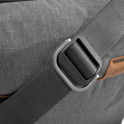 Peak Design - Everyday Sling 6L v2 // Ash