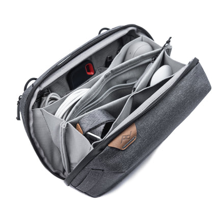 Peak Design - Tech Pouch Charcoal