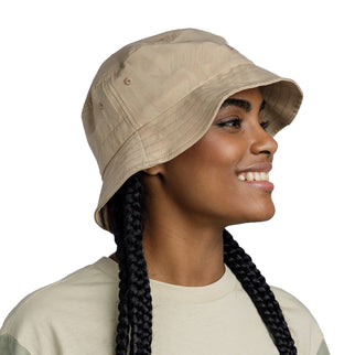 BUFF® Adventure Bucket Hat AÇAI SAND S/M - Zonnehoed -Zonbescherming